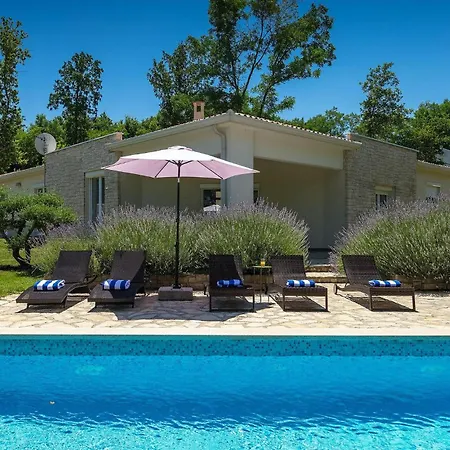 Hemera Holiday home Krsan